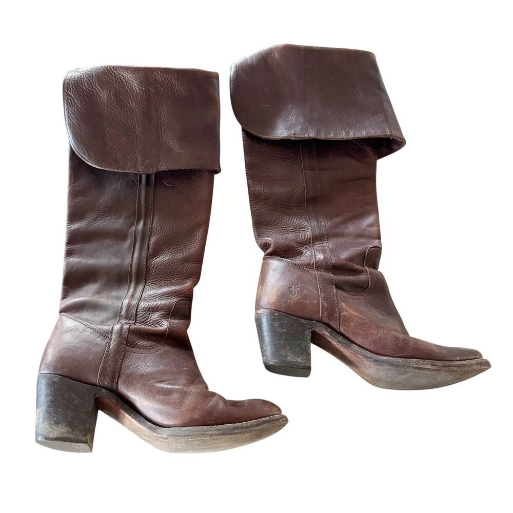 FRYE Campus Boo Tall Cuffed Reddish Brown Leather Stacked 2.5” Heel 7B‎